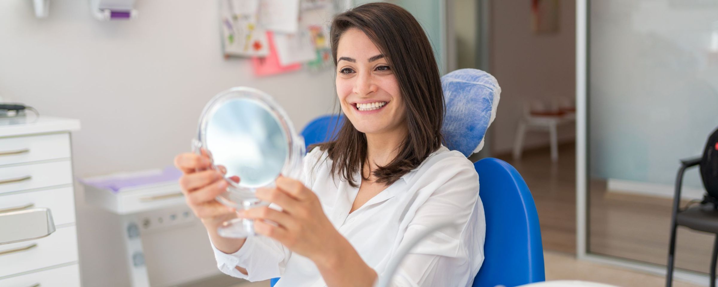 Professional Teeth Whitening vs. Beauty Salon Whitening