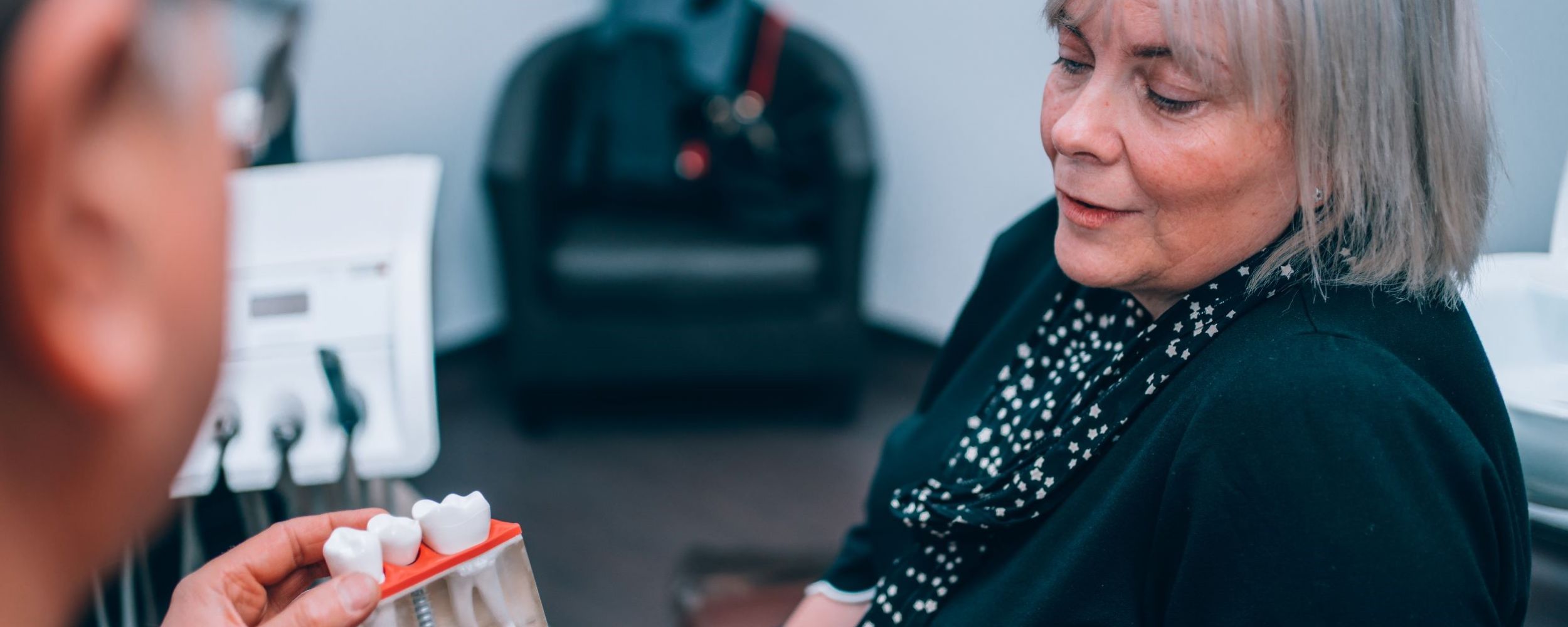 Single tooth dental implants